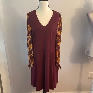 Harlow and Rose size large dress